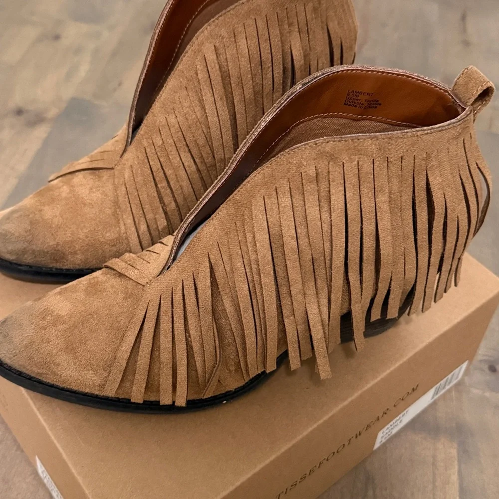 Coconuts by Matisse Lambert bootie in Saddle size 9.5 - Picture 2 of 5